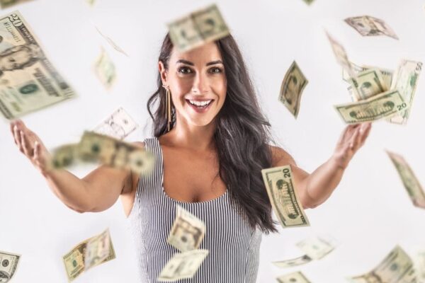 Descubre qué signos del horóscopo chino tienen más posibilidades de ganar la lotería en febrero según la IA